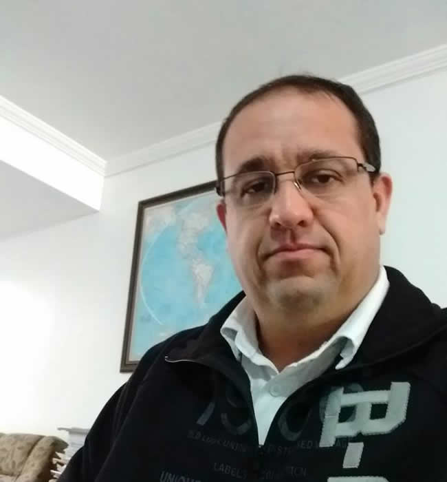 Departamento de Licitação, Assessor Contábil, Financeiro e de Contratos - Prefeitura de Serrania MG